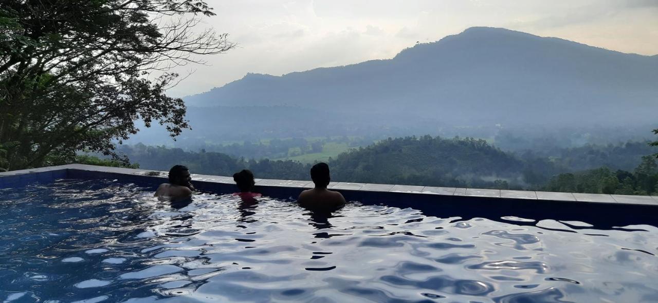 Terrace Cinnamon View Ratnapura Esterno foto