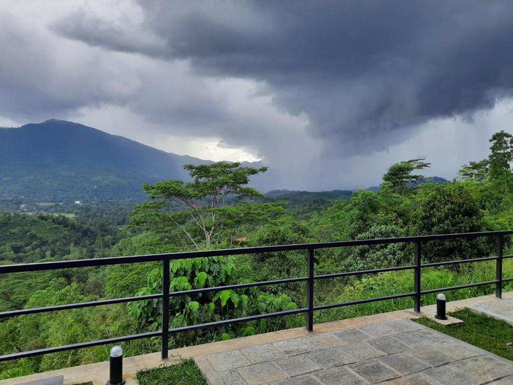 Terrace Cinnamon View Ratnapura Esterno foto